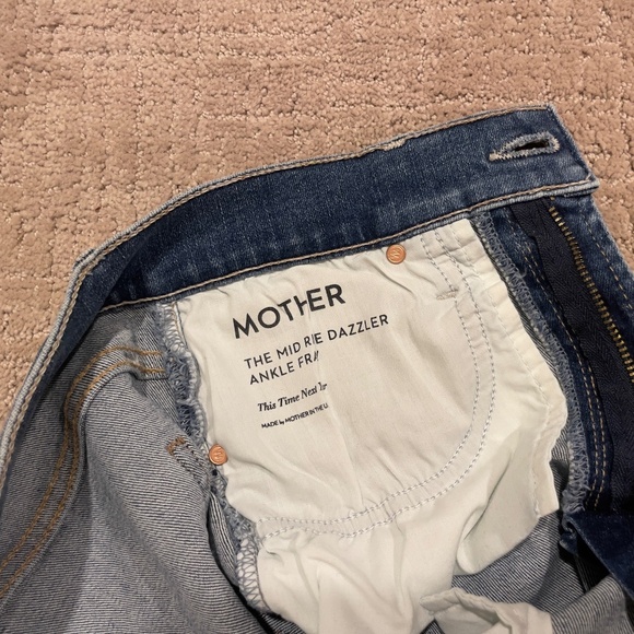 Mother Mid Rise Dazzler Ankle Fray This Time Next Year sz 26 - Picture 5 of 8